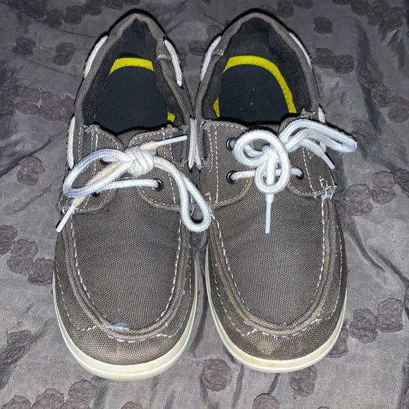 Off brand Sperry Boys shoes - Picture 1 of 4